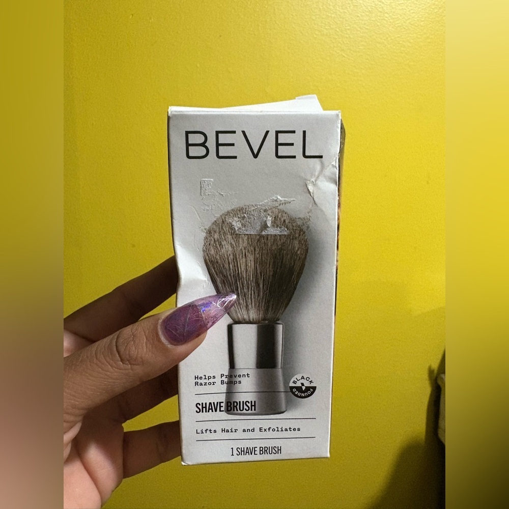 Bevel men’s  Shave Brush system shaving